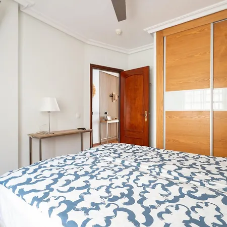 Sunny Terrace With Heated Pool View Apartment