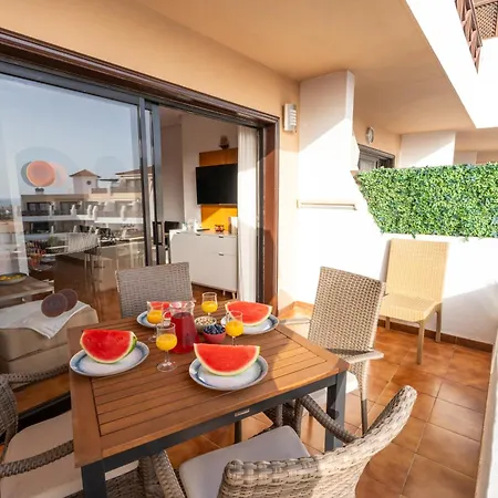 Sunny Terrace With Heated Pool View * サンミゲル・デ・アボナ