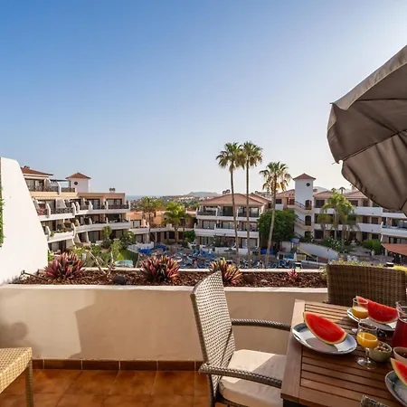 Sunny Terrace With Heated Pool View サンミゲル・デ・アボナ